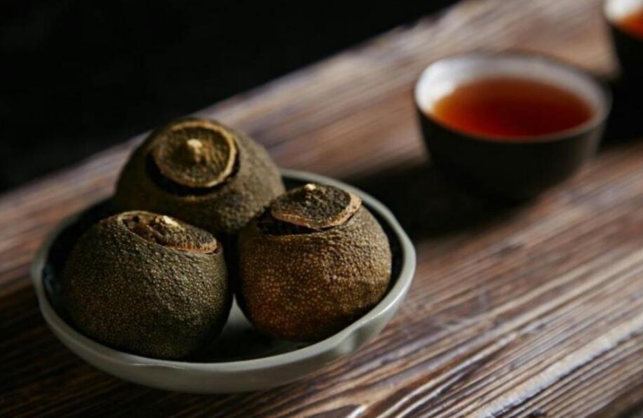 陈皮和普洱茶一起泡水的功效与作用 陈皮和普洱茶一起泡水的功效与作用