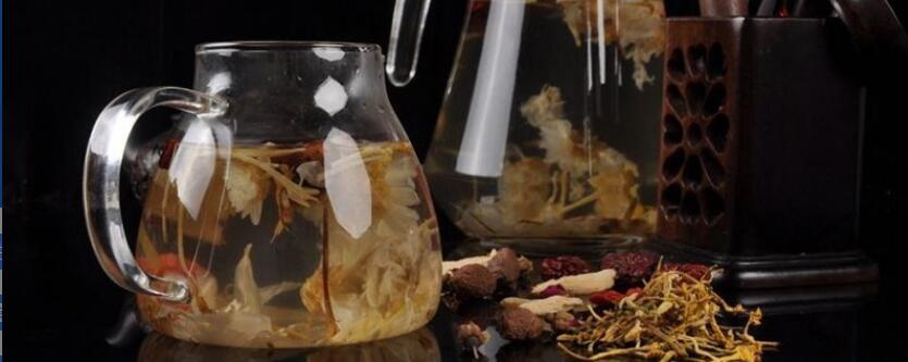 甘草菊花金银花泡水的功效 甘草菊花金银花泡水的功效