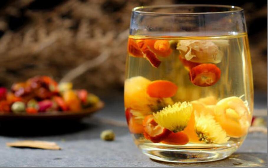 桂圆红枣枸杞茶胎菊的功效与禁忌 桂圆红枣枸杞茶胎菊的功效与禁忌