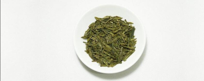 喝龙井茶的好处和坏处 喝龙井茶的好处和坏处