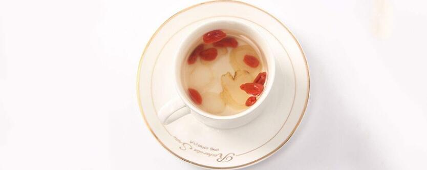 红枣枸杞西洋参泡水喝的功效 红枣枸杞西洋参泡水喝的功效