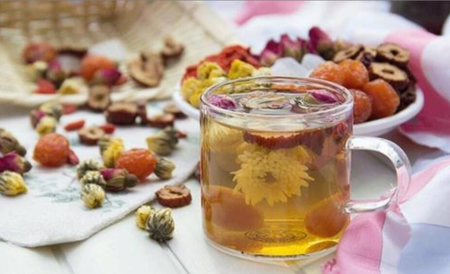 红枣桂圆枸杞菊花玫瑰花茶的功效 红枣桂圆枸杞菊花玫瑰花茶的功效