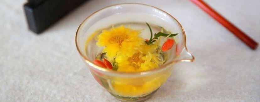 ���ξ����Ӿջ������ˮ�ȵĹ�Ч