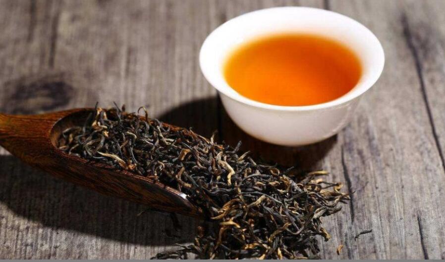 老年人喝红茶的好处 老年人喝红茶的好处