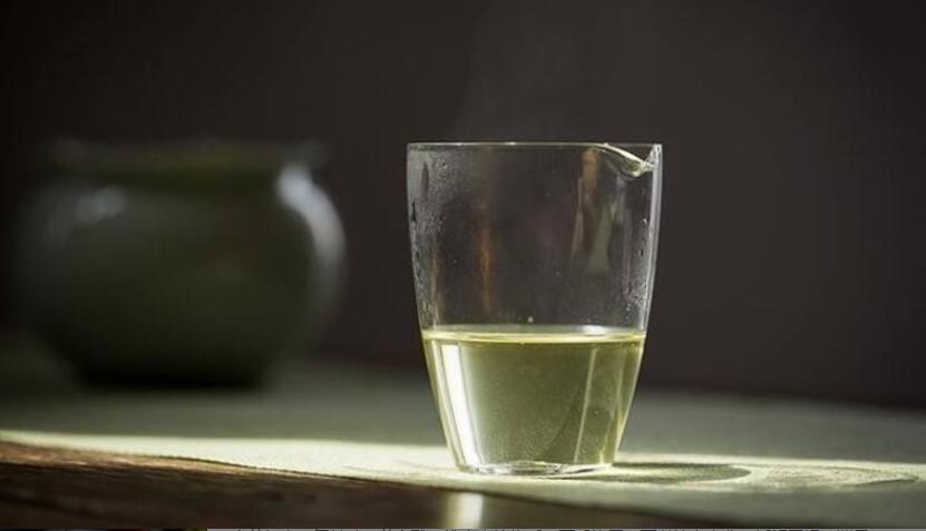 绿茶夏天喝还是冬天喝 绿茶夏天喝还是冬天喝