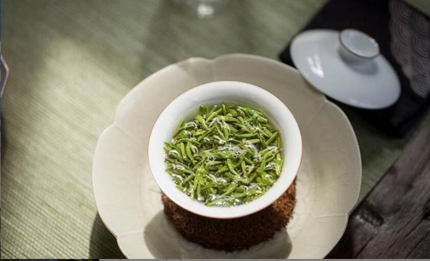 绿茶夏天喝还是冬天喝 绿茶夏天喝还是冬天喝