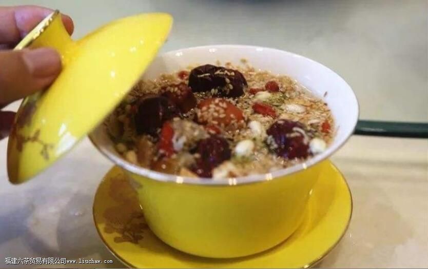 玫瑰八宝茶的功效与作用 玫瑰八宝茶的功效与作用