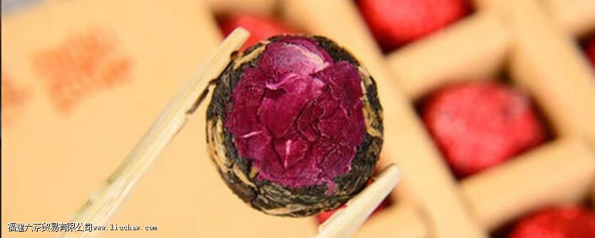 玫瑰滇红茶的功效与作用 玫瑰滇红茶的功效与作用