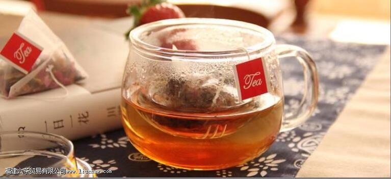 玫瑰芙蓉花茶的功效与作用 玫瑰芙蓉花茶的功效与作用