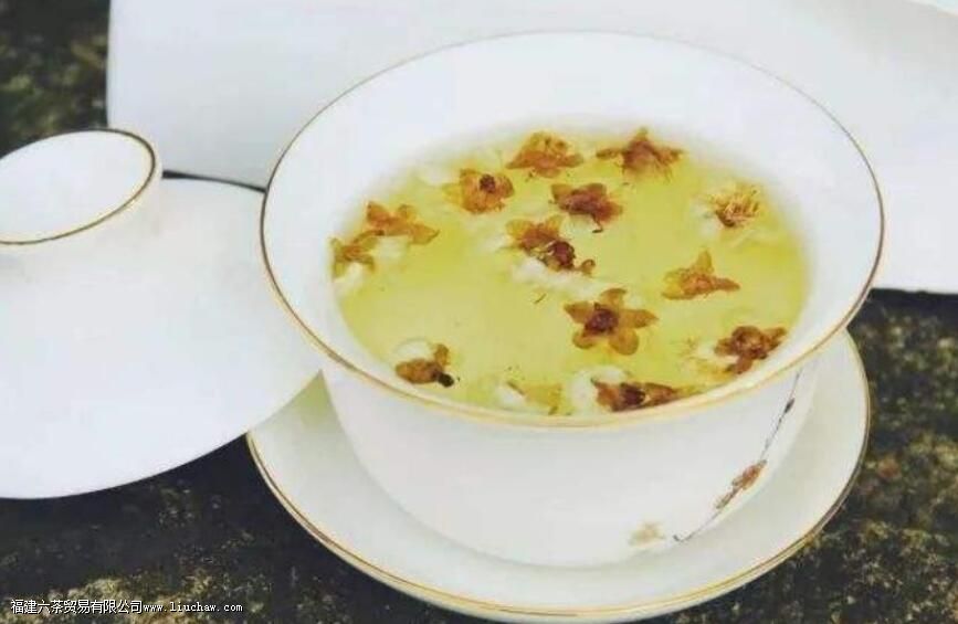 梅花茶的功效与作用 梅花茶的功效与作用