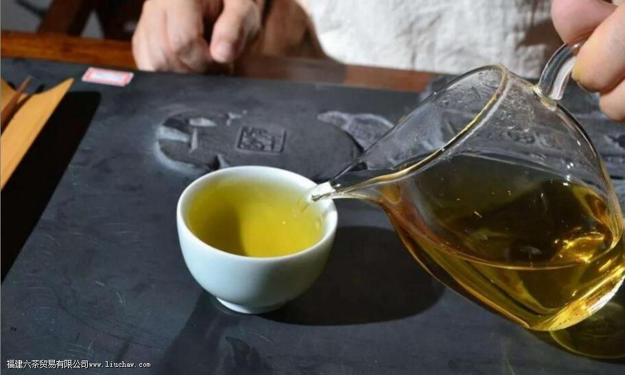 浓茶可以解酒吗 浓茶可以解酒吗