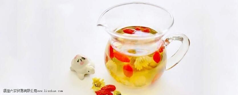 女人喝菊花枸杞茶有什么好处 女人喝菊花枸杞茶有什么好处