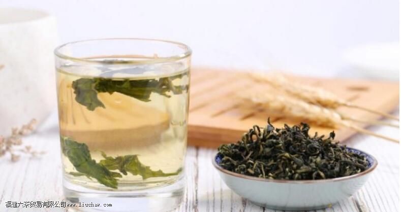 女人喝蒲公英茶的好处和坏处 女人喝蒲公英茶的好处和坏处