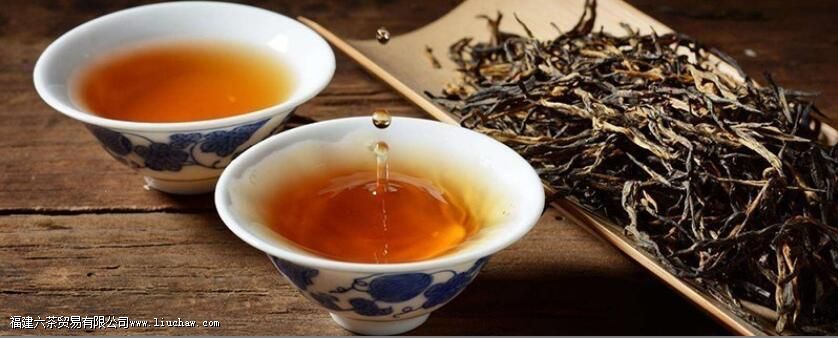 女生适合喝红茶还是绿茶 女生适合喝红茶还是绿茶