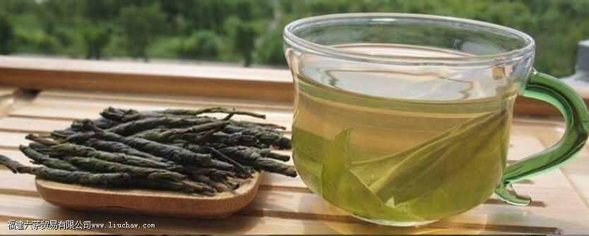 蒲公英荷叶苦丁茶功效与作用 蒲公英荷叶苦丁茶功效与作用