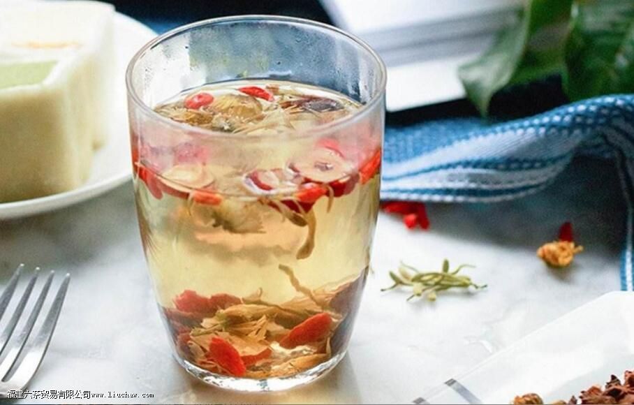 蒲公英红枣枸杞茶的功效与作用及禁忌症 蒲公英红枣枸杞茶的功效与作用及禁忌症