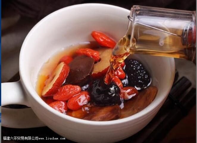 人参黄精五宝茶的功效与作用 人参黄精五宝茶的功效与作用