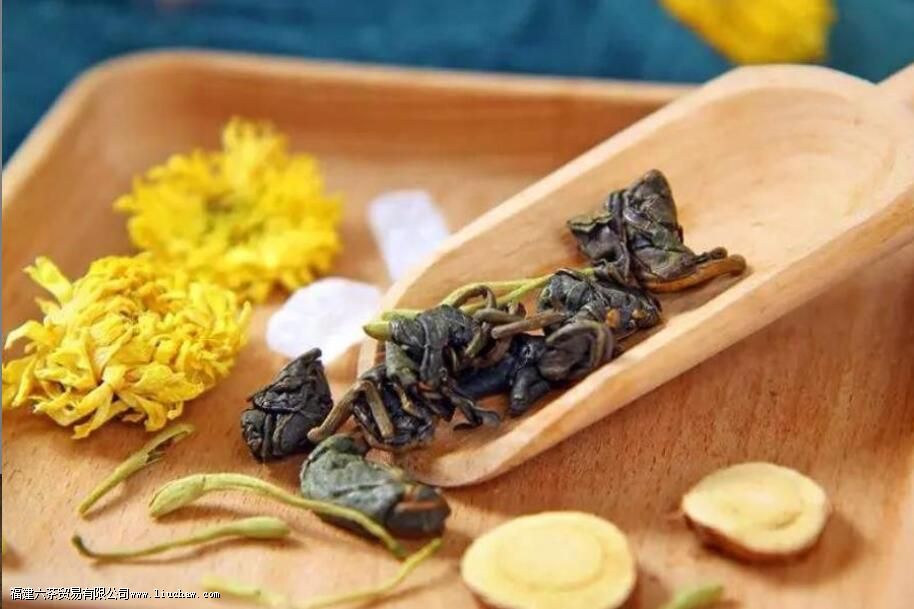 桑叶菊花茶的功效与作用 桑叶菊花茶的功效与作用