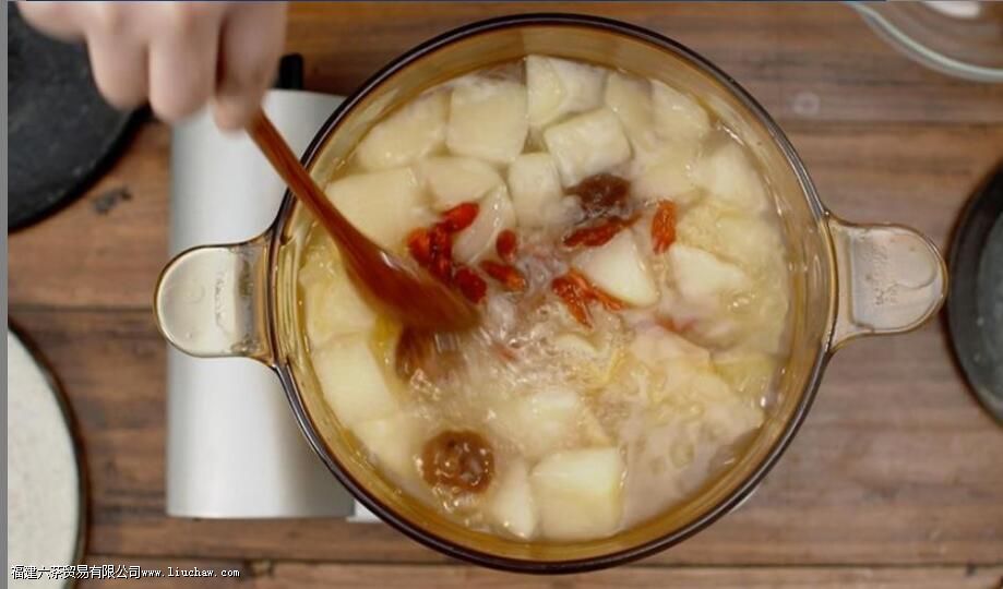 ɽ���ˮ�Ĺ�Ч