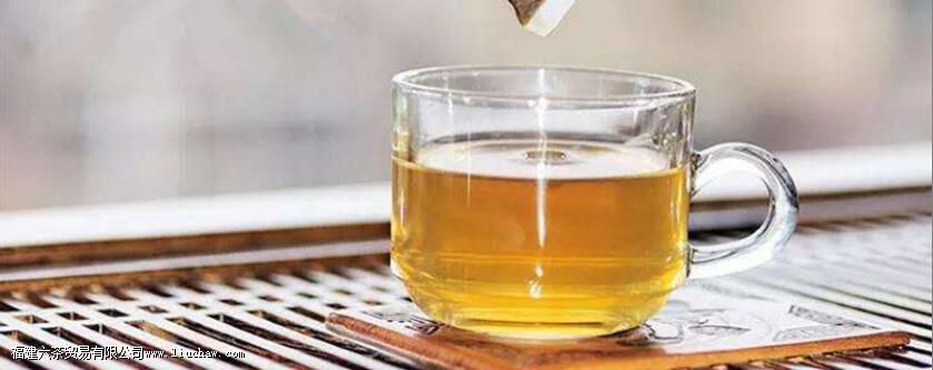 土茯苓百合的功效与作用 土茯苓百合的功效与作用