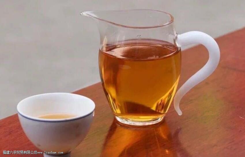 晚上喝红茶的功效与作用及禁忌 晚上喝红茶的功效与作用及禁忌