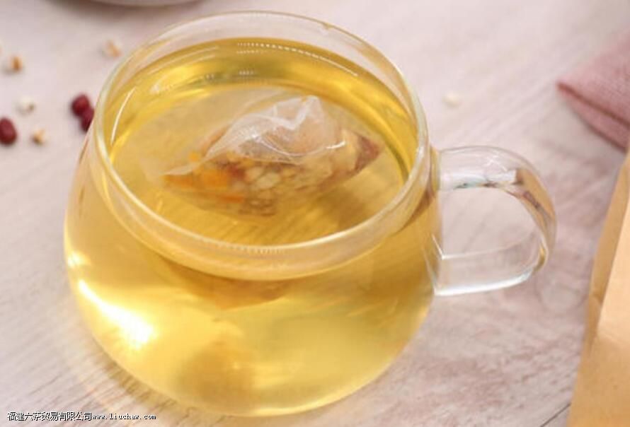 �������ĺ춹޲�ײ�����ܳ�ʪ��