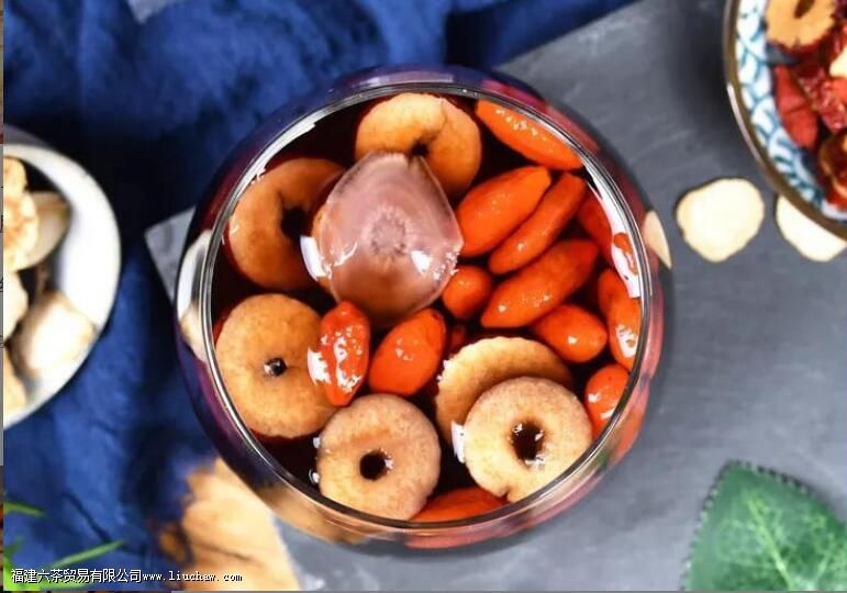 �屦�������屦