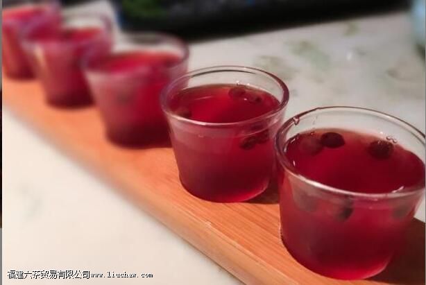 五味子茶的功效与作用及冲泡方法 五味子茶的功效与作用及冲泡方法