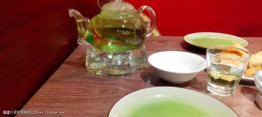 ����Ҷ��ˮ��Ч