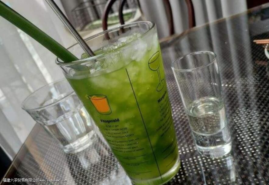 ����Ҷ��ˮ��Ч