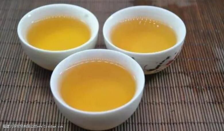 鸭屎香茶适合什么人喝 鸭屎香茶适合什么人喝