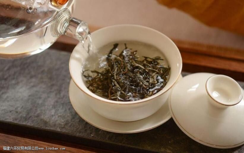 长期喝茶的人对身体有哪些好处 长期喝茶的人对身体有哪些好处