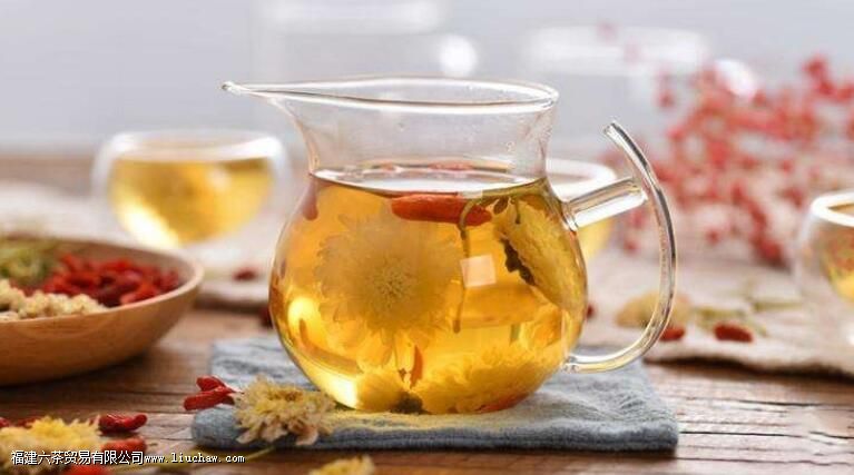 长时间喝枸杞菊花茶有什么好处 长时间喝枸杞菊花茶有什么好处