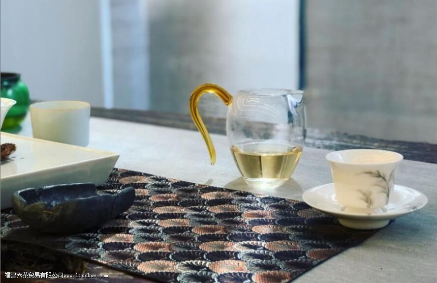 �����ϻ����ݵ������������ײ衱����