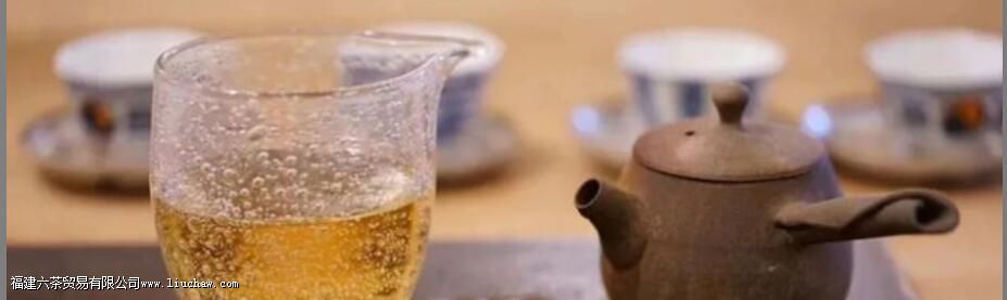 白茶和老白茶有什么区别 白茶和老白茶有什么区别