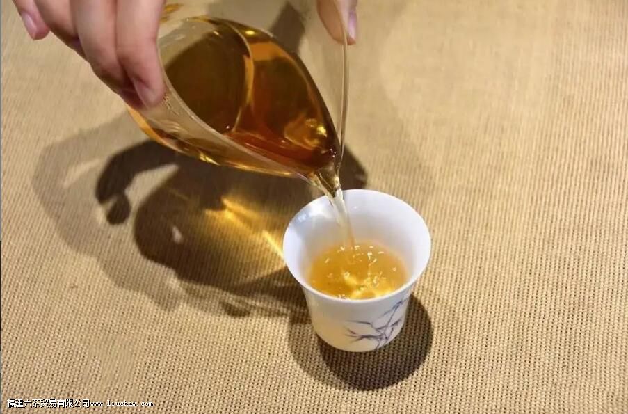 �ײ��ʺ�ʲô���ں�