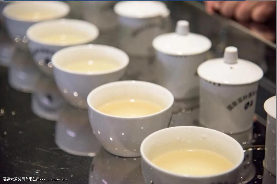 �ײ��������ȷ�����뷽��