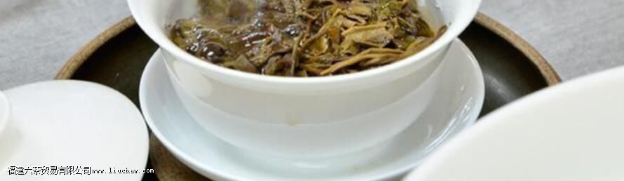 白瓷盖碗适合泡什么茶,有什么优点 白瓷盖碗适合泡什么茶,有什么优点