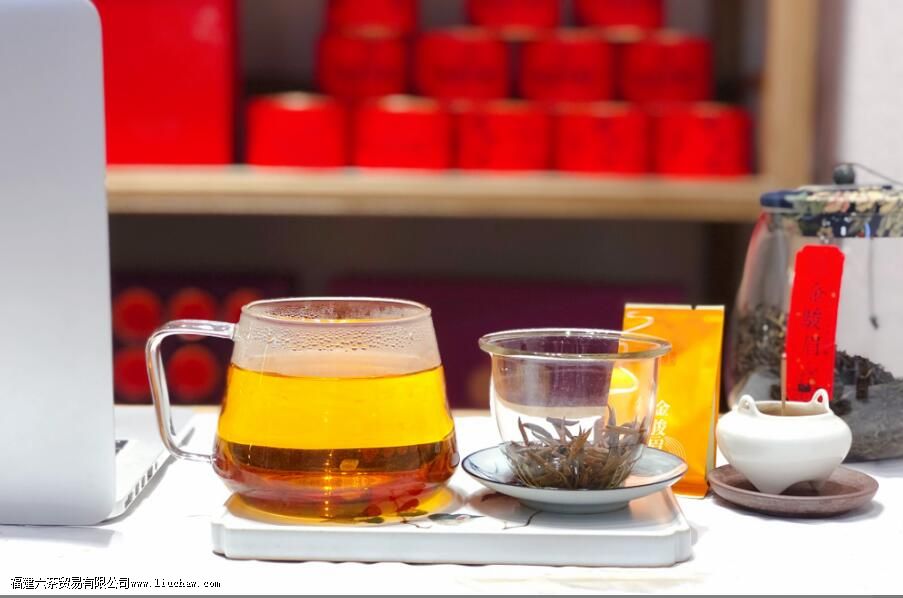 �����ɽС�ֺͽ�ü���������Ϳ��⼸������