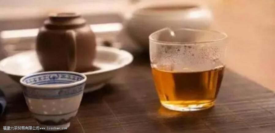 茶水放多久不能喝 茶水放多久不能喝