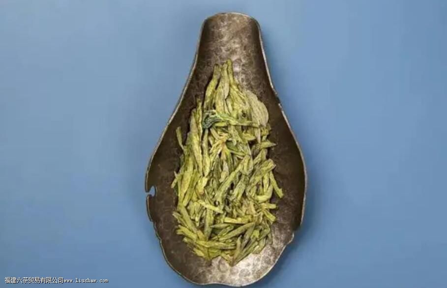 ��Ҷ������ֱ���ݲ���