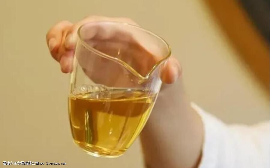 ��Ҷ�����ݶ���ʲô�й�