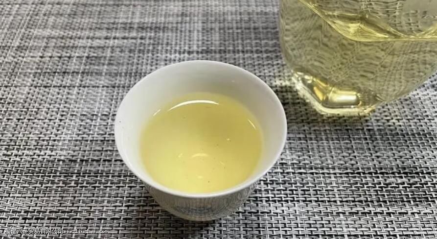 ��Ҷ�����ݶ���ʲô�й�