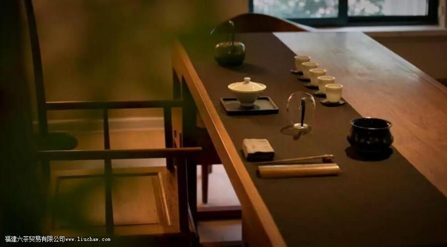 ��Ҷ������񣬺���Щ�����й�