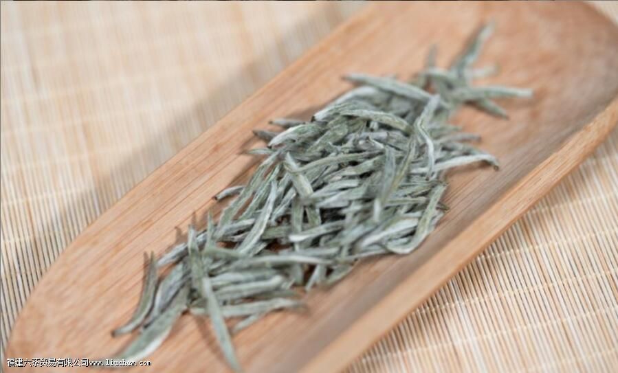 ��Ҷ�ϵ���ë��ʲô