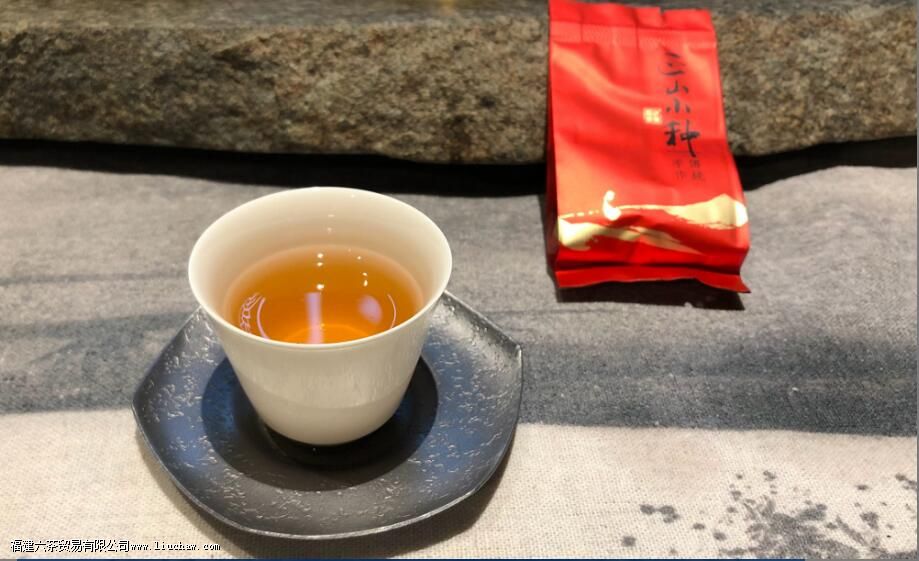 ��Ҷ�еĹ����빦�� ���������ȣ�����˭�ǶԵ�