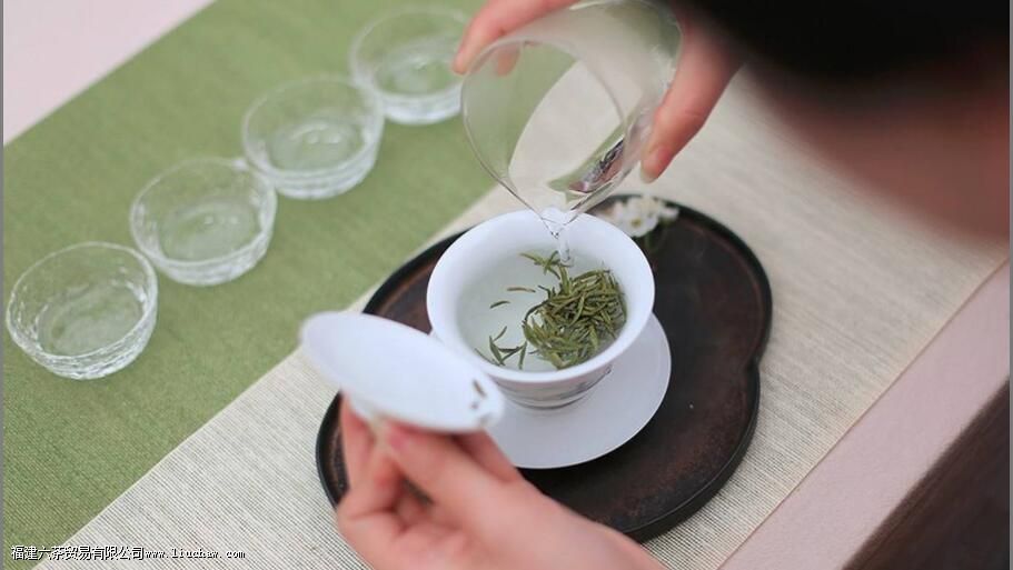 ������ص�