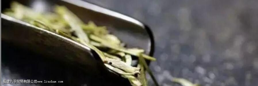 峨眉雪芽和竹叶青茶的区别 峨眉雪芽和竹叶青茶的区别