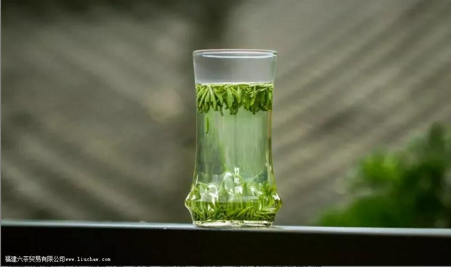 峨眉雪芽和竹叶青茶的区别 峨眉雪芽和竹叶青茶的区别