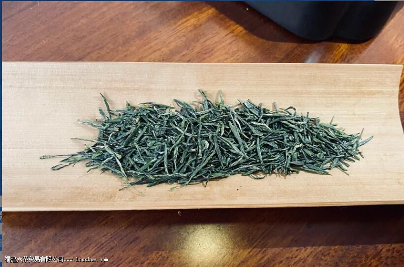 ��ʩ��¶������ë�������